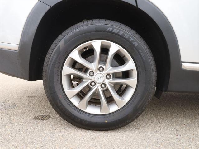 used 2020 Hyundai Santa Fe car, priced at $14,977