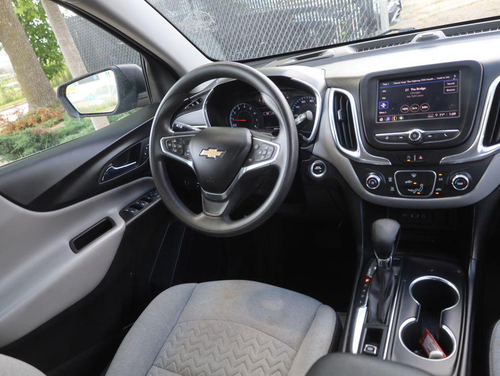 used 2022 Chevrolet Equinox car, priced at $19,577