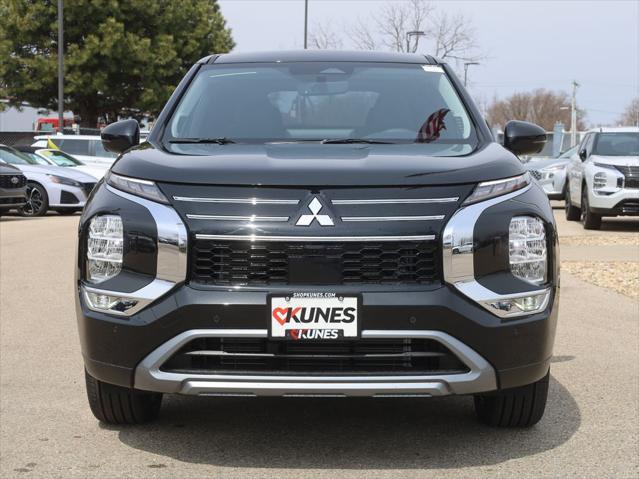 new 2025 Mitsubishi Outlander car, priced at $35,535