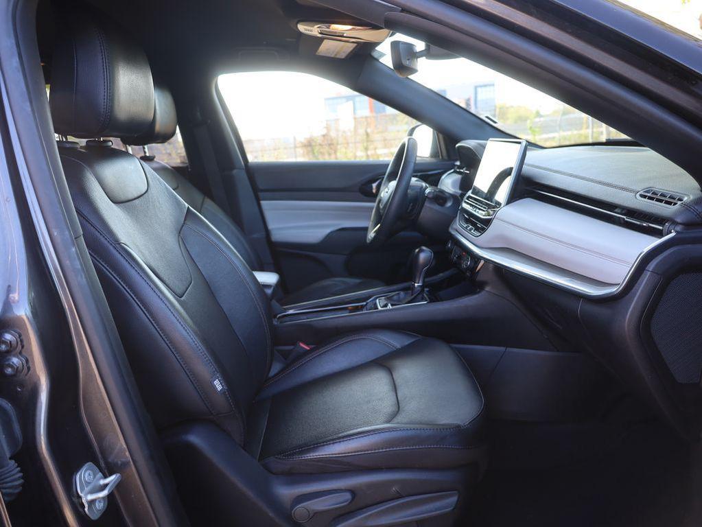 used 2023 Jeep Compass car, priced at $20,177