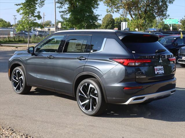 new 2024 Mitsubishi Outlander car, priced at $38,005