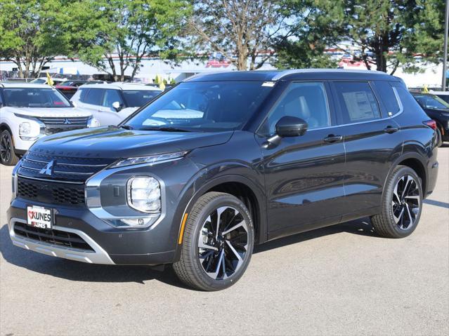 new 2024 Mitsubishi Outlander car, priced at $38,005