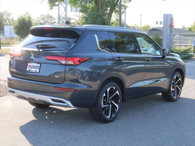 new 2024 Mitsubishi Outlander car, priced at $38,005