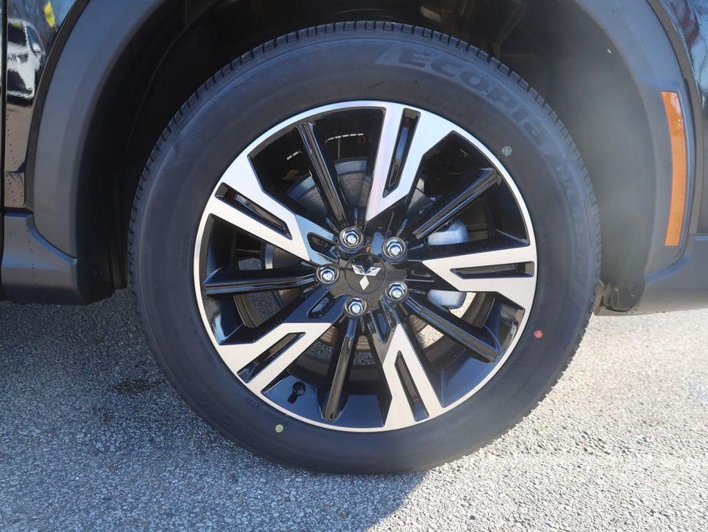 new 2025 Mitsubishi Eclipse Cross car, priced at $29,390