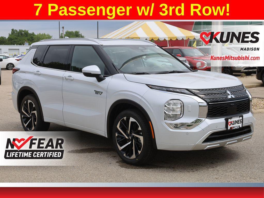 new 2025 Mitsubishi Outlander PHEV car, priced at $42,905
