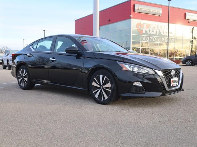 used 2022 Nissan Altima car, priced at $17,477