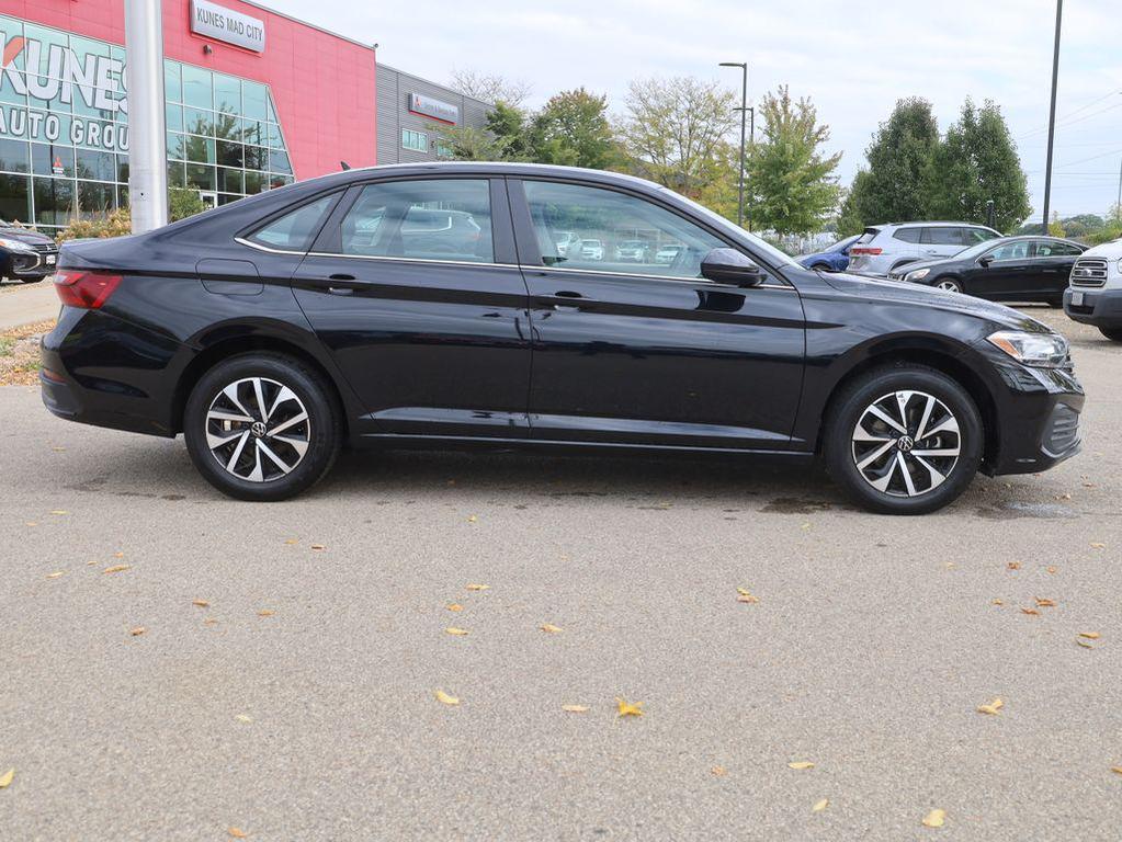 used 2024 Volkswagen Jetta car, priced at $18,377