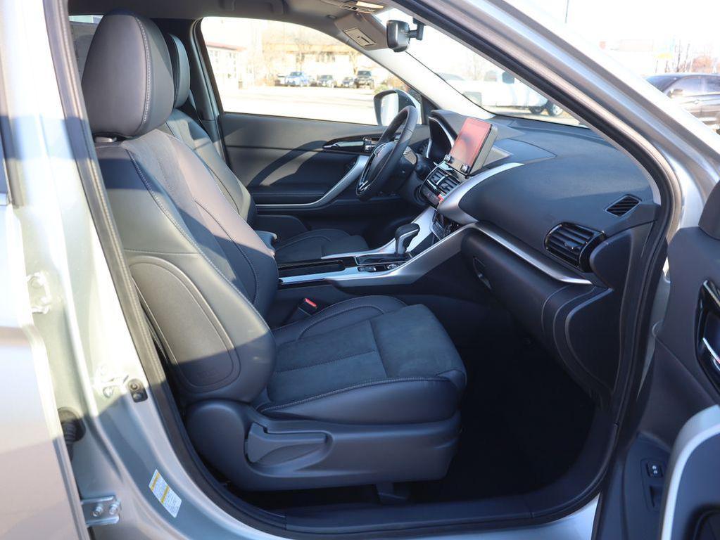 new 2025 Mitsubishi Eclipse Cross car, priced at $30,050