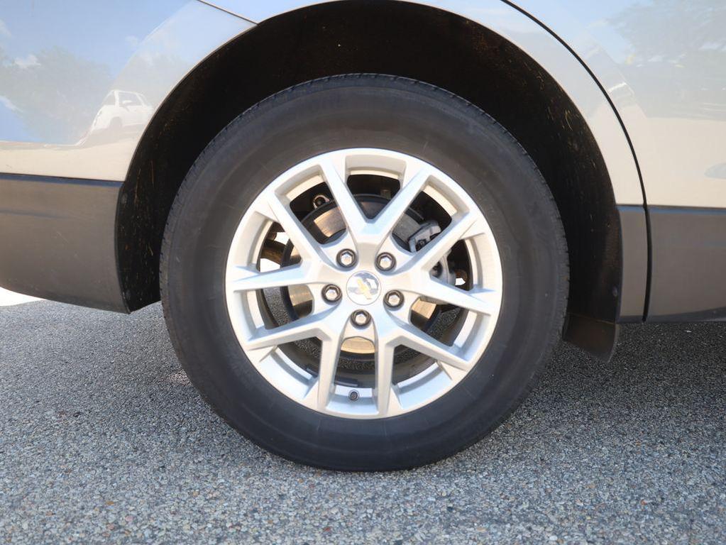 used 2024 Chevrolet Equinox car, priced at $20,977