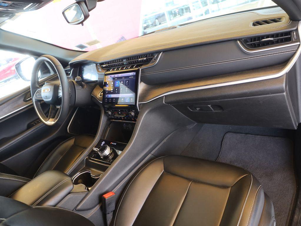 used 2024 Jeep Grand Cherokee 4xe car, priced at $28,377