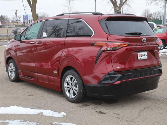 used 2023 Toyota Sienna car, priced at $75,977