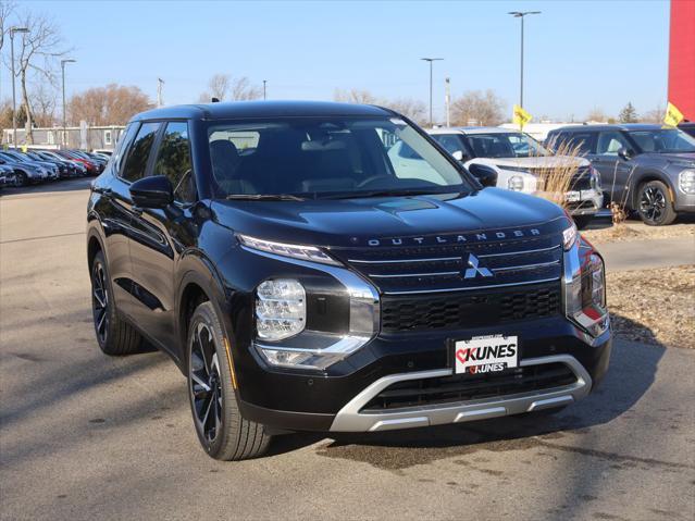 new 2024 Mitsubishi Outlander car, priced at $31,110