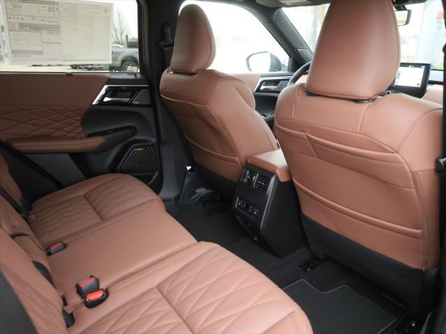 new 2025 Mitsubishi Outlander car, priced at $42,635