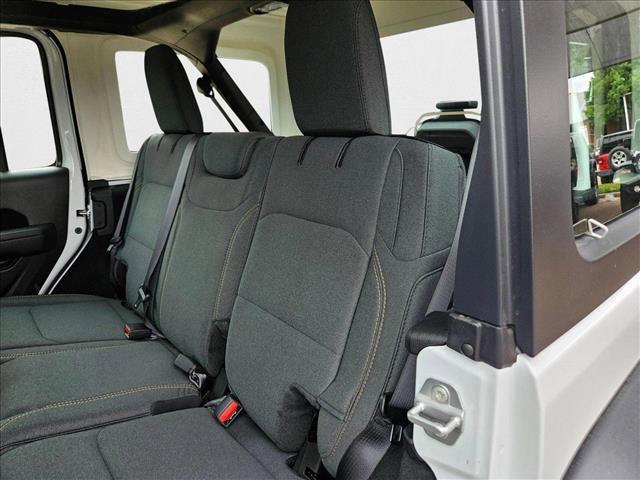 new 2025 Jeep Wrangler car, priced at $35,094
