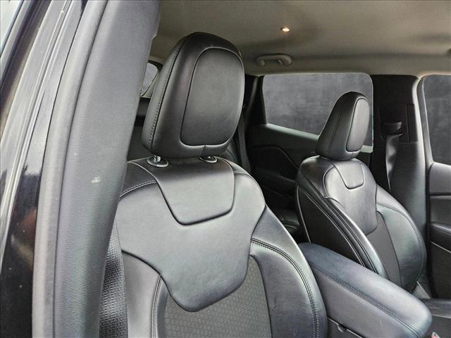 used 2020 Jeep Cherokee car, priced at $18,981