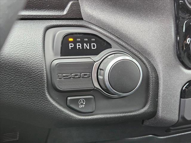 new 2025 Ram 1500 car, priced at $39,337