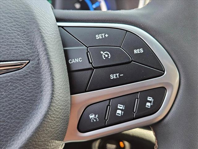 new 2025 Chrysler Pacifica car, priced at $49,452