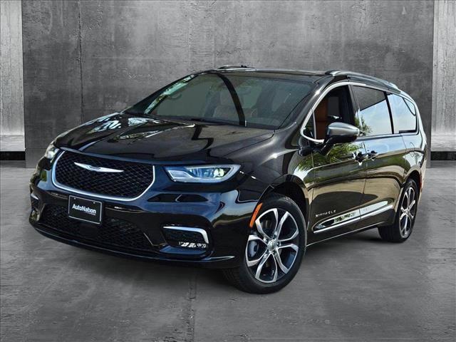 new 2025 Chrysler Pacifica car, priced at $51,640