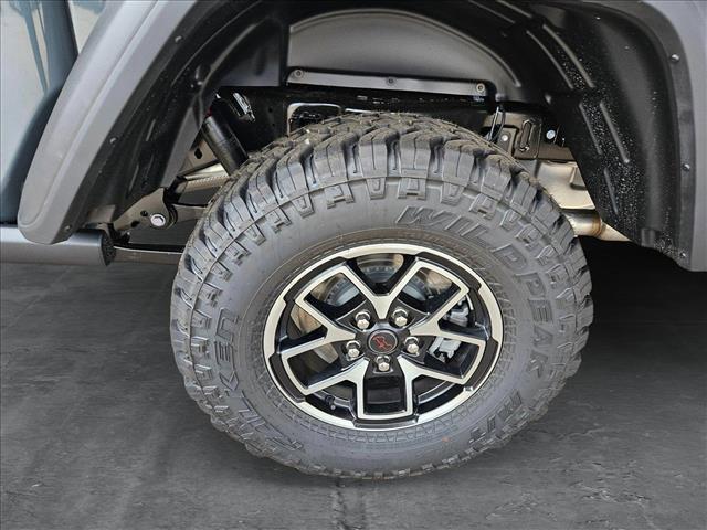 new 2025 Jeep Gladiator car, priced at $47,538