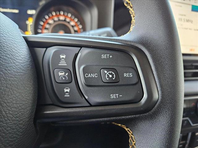 new 2025 Jeep Gladiator car, priced at $41,439