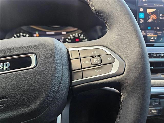 new 2025 Jeep Compass car, priced at $25,046