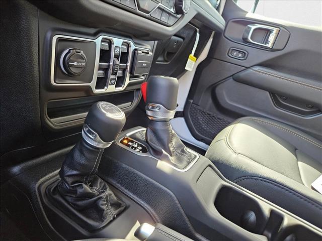 new 2025 Jeep Wrangler car, priced at $44,984