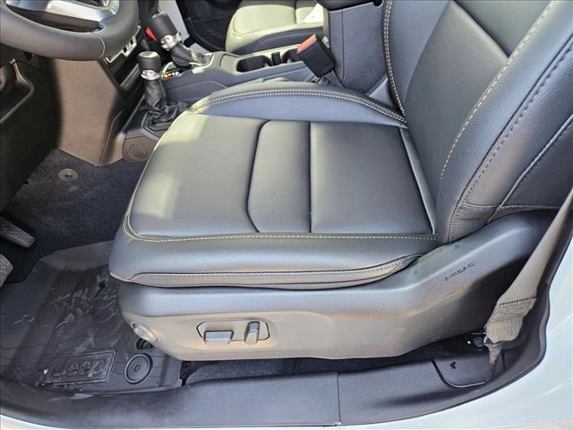 new 2025 Jeep Wrangler car, priced at $44,984