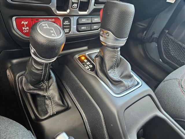 new 2025 Jeep Gladiator car, priced at $46,842