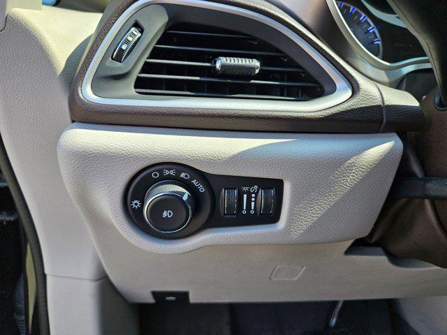 used 2017 Chrysler Pacifica car, priced at $14,995