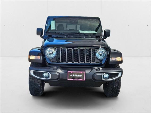 new 2025 Jeep Gladiator car, priced at $40,810