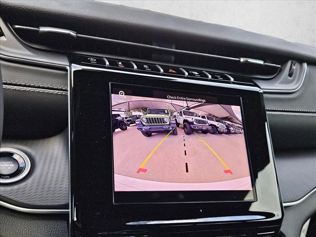 new 2025 Jeep Grand Cherokee car, priced at $40,091
