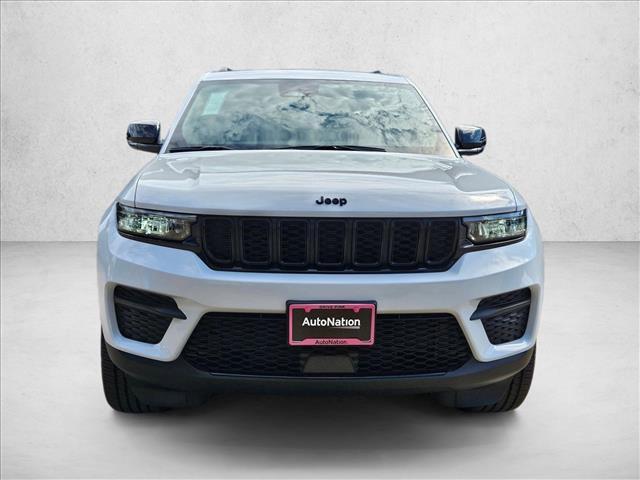 new 2025 Jeep Grand Cherokee car, priced at $40,091