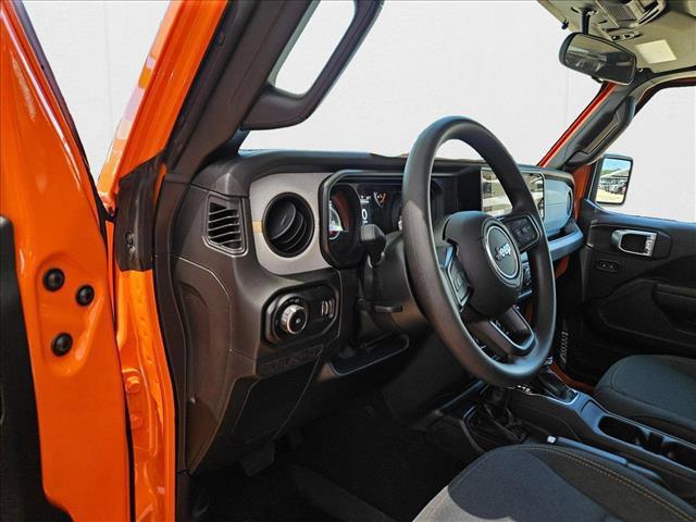 new 2025 Jeep Wrangler car, priced at $37,687