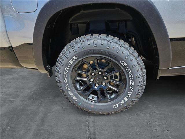 new 2025 Ram 1500 car, priced at $61,959