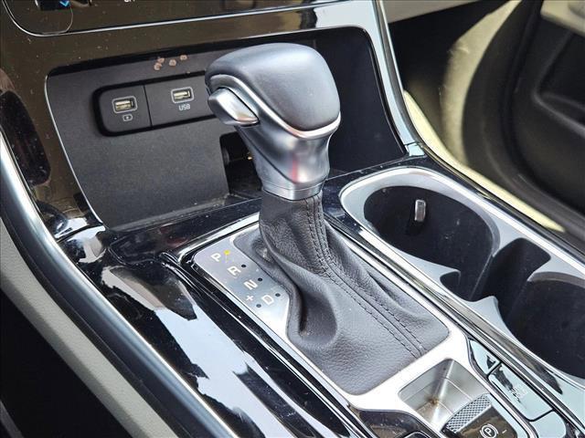 used 2022 Kia Carnival car, priced at $27,990