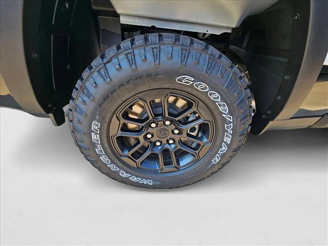 new 2026 Ram 1500 car, priced at $61,570