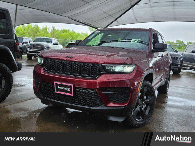 new 2025 Jeep Grand Cherokee car, priced at $37,046