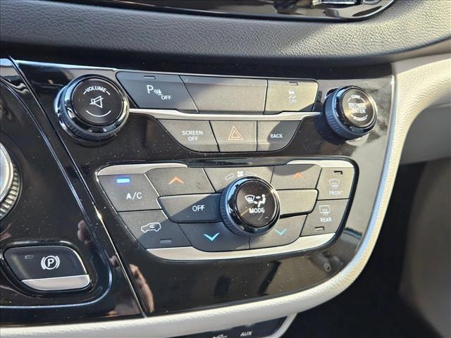 used 2017 Chrysler Pacifica car, priced at $11,995