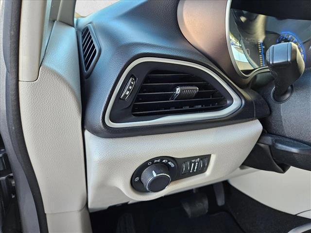 used 2017 Chrysler Pacifica car, priced at $11,995