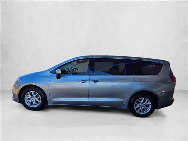 used 2017 Chrysler Pacifica car, priced at $11,995