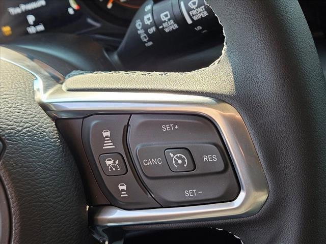 new 2025 Jeep Wrangler car, priced at $47,466
