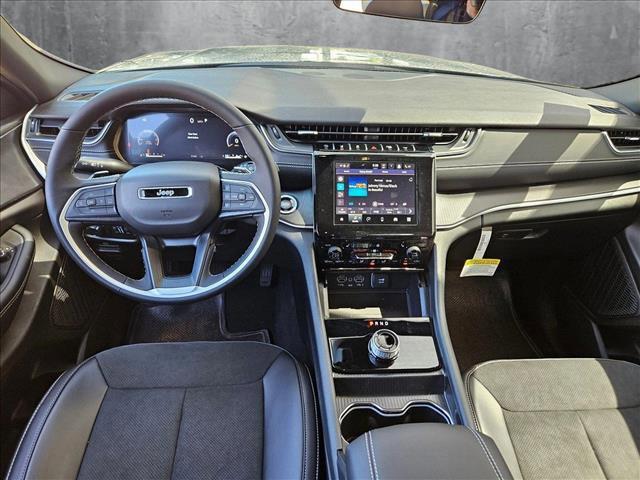 new 2025 Jeep Grand Cherokee car, priced at $40,496