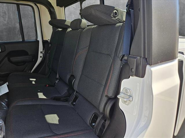 new 2025 Jeep Gladiator car, priced at $48,956