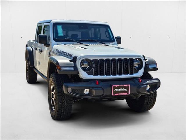new 2025 Jeep Gladiator car, priced at $44,806
