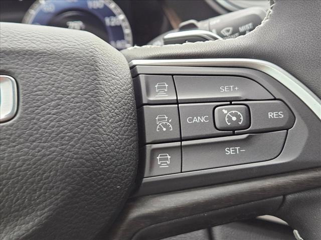 new 2025 Jeep Grand Cherokee car, priced at $42,061