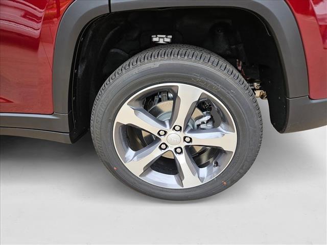 new 2025 Jeep Grand Cherokee car, priced at $42,061