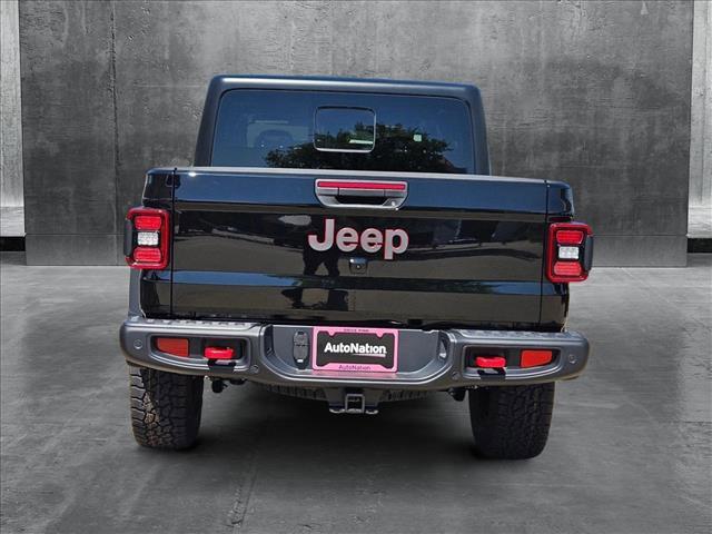 new 2025 Jeep Gladiator car, priced at $45,842