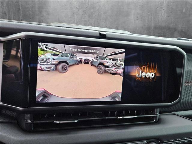 new 2025 Jeep Gladiator car, priced at $48,372