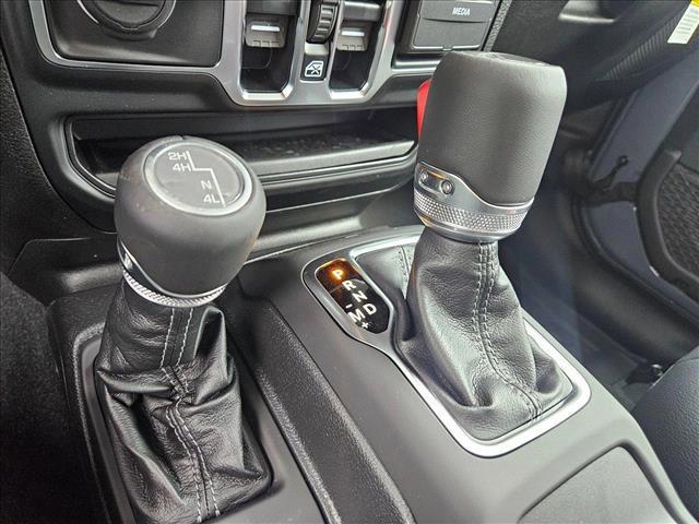 new 2025 Jeep Gladiator car, priced at $43,310