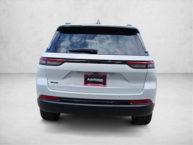 new 2025 Jeep Grand Cherokee car, priced at $40,091